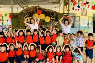 Hoạt động xây dựng và trải nghiệm môi trường Xanh -An toàn – Thân Thiện