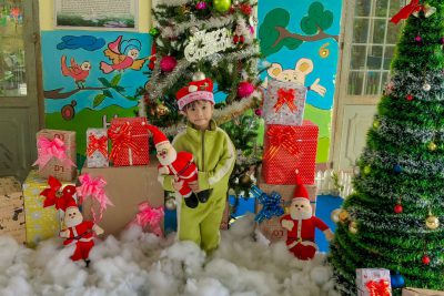 Trường MG Hoa Sim tổ chức sự kiện có sự góp mặt đầy đủ của quý phụ huynh và các em học sinh, trẻ được tìm hiểu về lễ kỷ niệm ngày 22/12, Thành lập Quân đội Nhân dân  Việt Nam và đồng thời tham gia lễ hội Noel