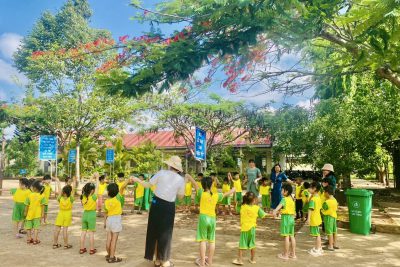 Hình ảnh học sinh lớp lá (5 tuổi) trải nghiệm trường tiểu học năm học 2023-2024